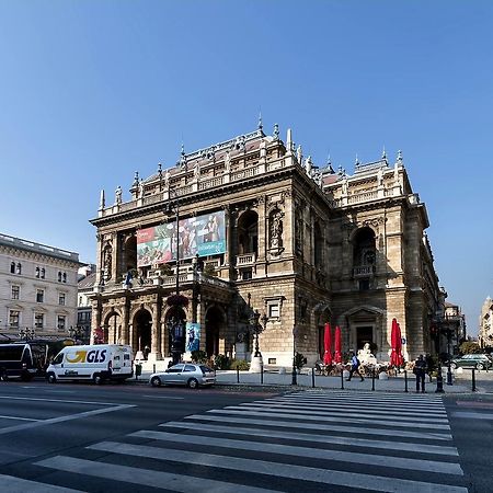 Opera Apartment Budapest Luaran gambar